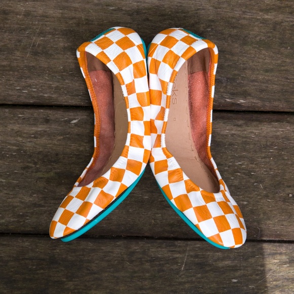 NIB Hand-Painted Custom Checkerboard Tieks Size 8 - Picture 7 of 8